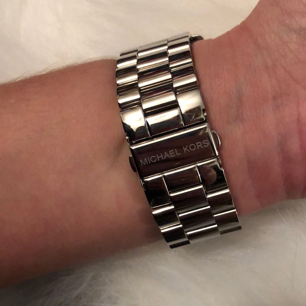 Michael Kors Rhinestone Watch - Picture 6 of 8